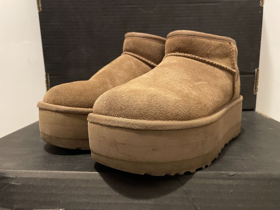 Ugg mini cu platformă, mărimea 38