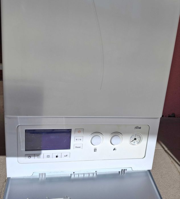 Centrala termica electrica Ferroli LEB TS 18 - 18 kW