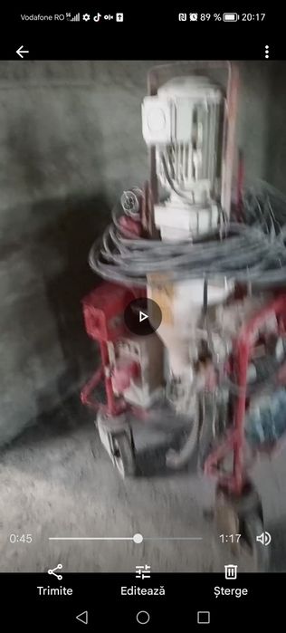 Mașină de tencuit