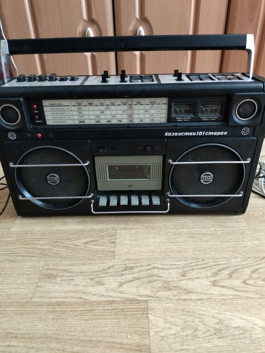 Продам Казахстан 101,Вега 235, сатурн 401