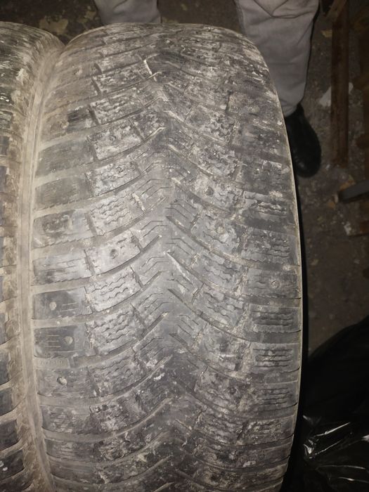 Продается бу покрышки от внедорожники