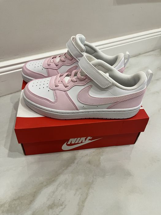 Кроссовки  для девочки Nike