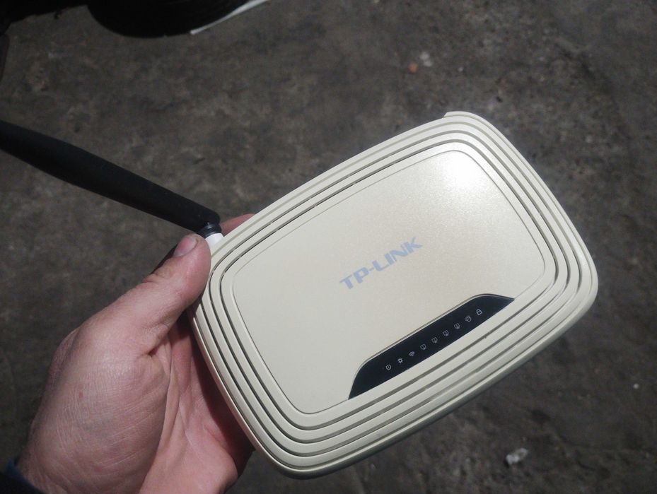 Рутер TP-Link TL-WR