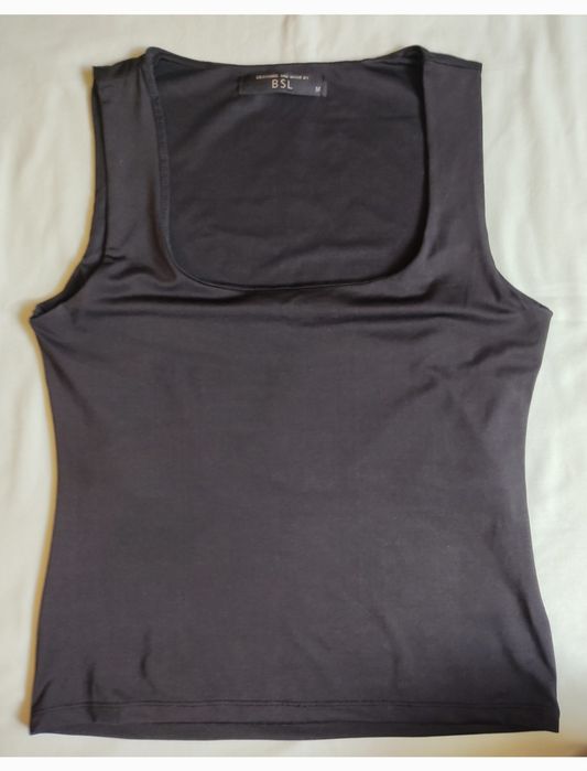 Женские летние футболки и топики