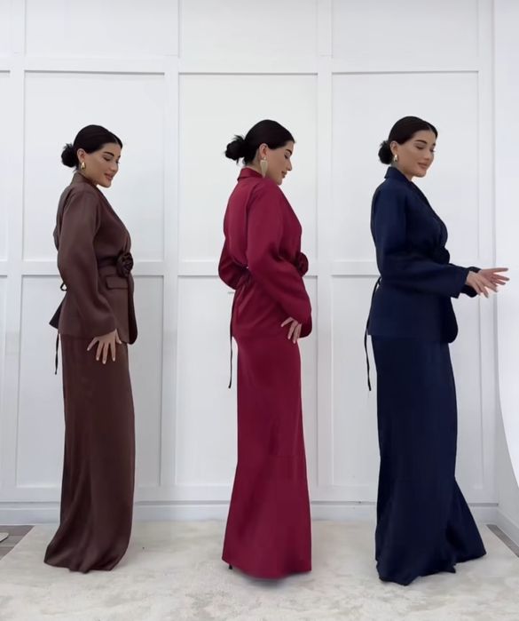 Продам нарядную двойку