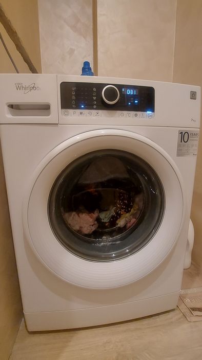 Пералня Whirlpool 67th sense 7кг. 71400 оборота