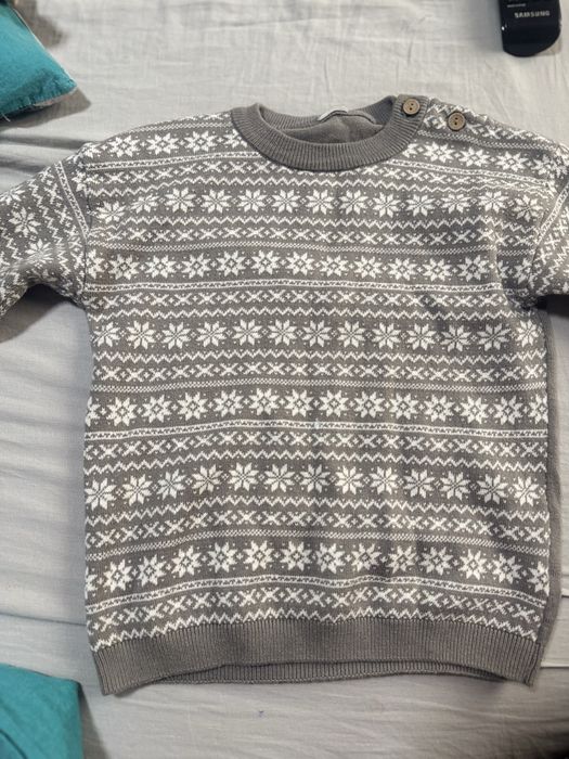 Pulover H&M marimea 92 stare perfecta