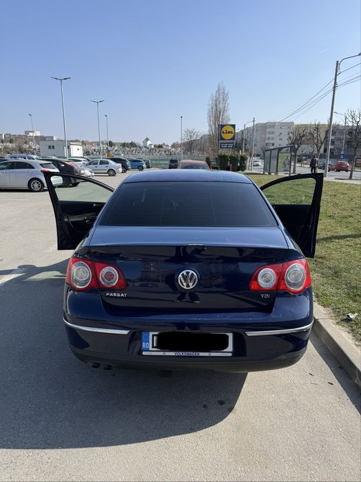 Volskwagen- Passat B6 1.9 TDI BKC