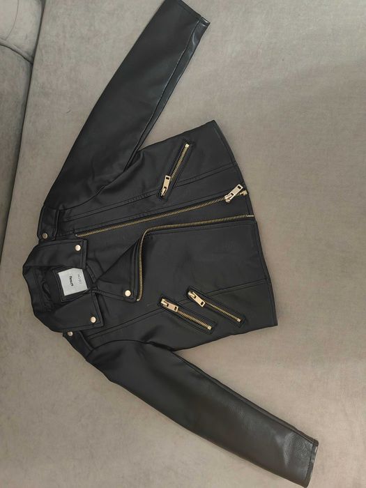 Продам на девочку косуху