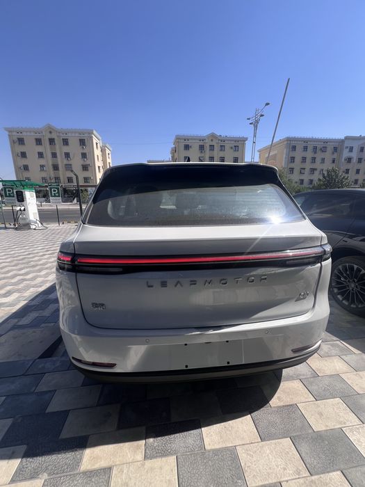 Leapmotor C 10 EV 2026 yil