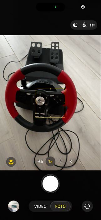 Volan de gaming Logitech