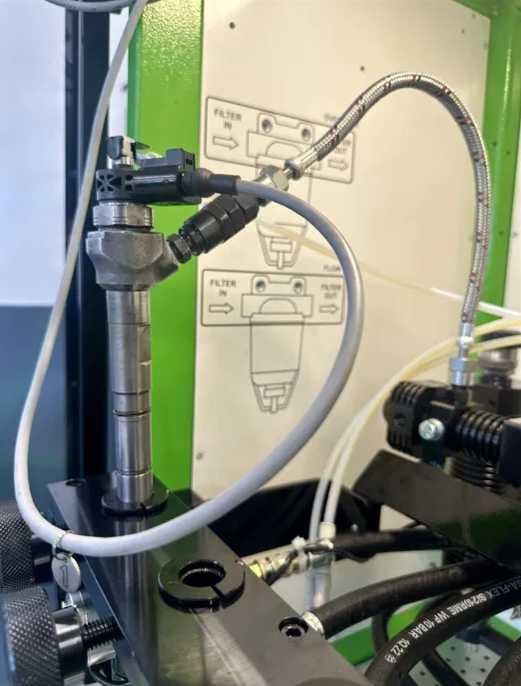 Дюзи VDO SIEMENS 7H2Q9K546CB / A2C59513553