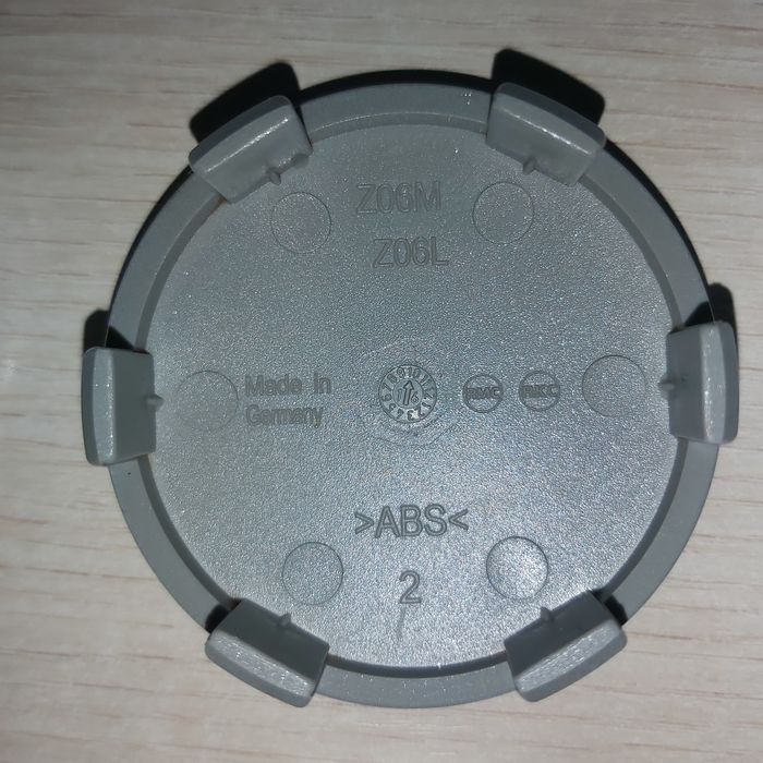 Продаю заглушки на диски Тойота