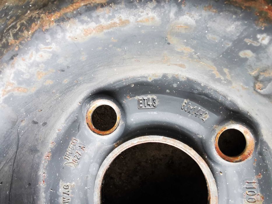 1 брой желязна джанта 14" 4х100, отвор 57 Голф 3, Пасат