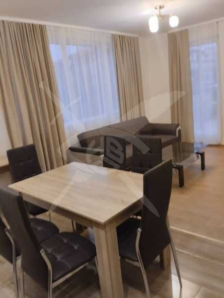 Дава се под наем Тристаен апартамент в Пловдив, Кючук Париж - 100 кв.м за 598.23 € - Снимка #2