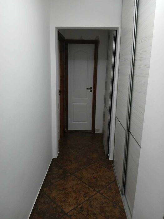 Vand apartament 4 camere
