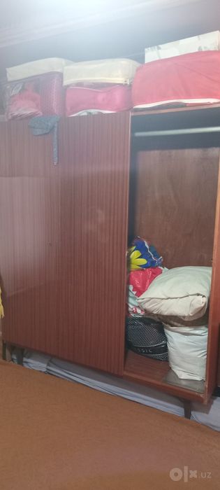 Eski shkaf va 2 kravatla trimo 700000 somgaberiladi