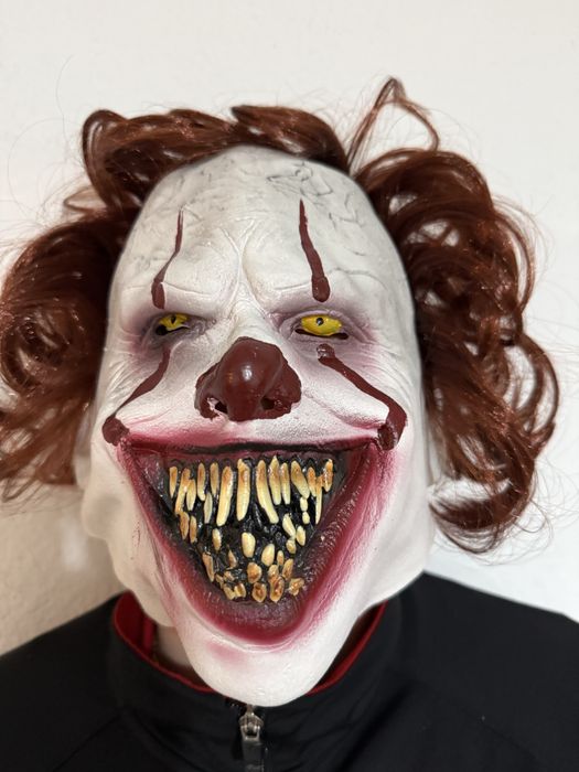 Кукерски маски  гумени маски