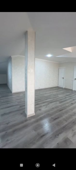 Sergeli Xonobodda  4 xona + mansarda + Podvol kottagina  uy sotiladi!!