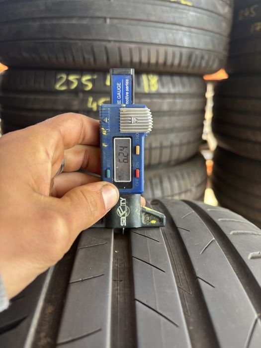 Anvelope Vara 225/60/18 Vredestein UltraC 225 60 18 R18