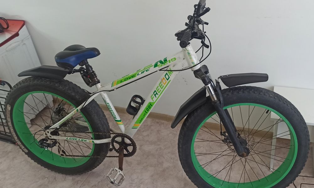 Продам велосипед фитбайк