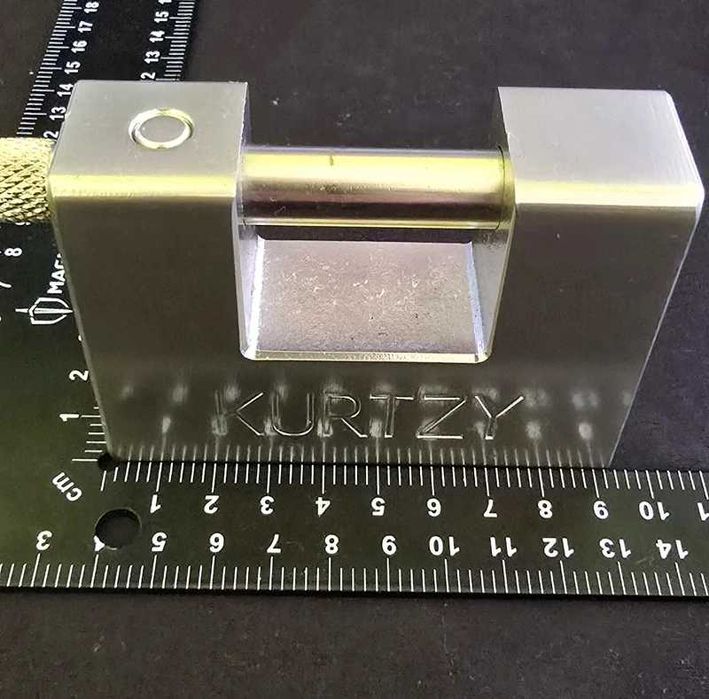 Lacat cu inchidere orizontala