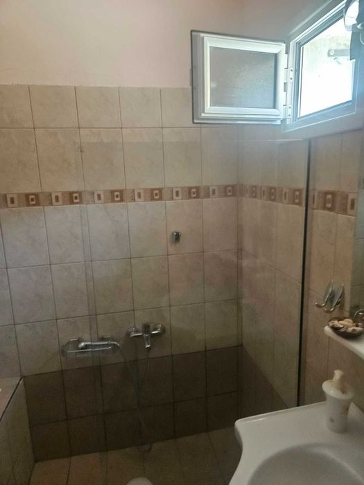 Двуетажна къща Паралия Кариани, Гърция