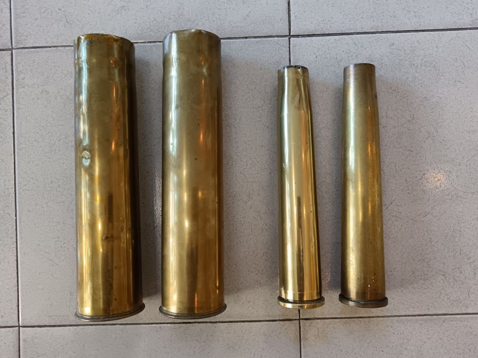 Бронзови гилзи от снаряди