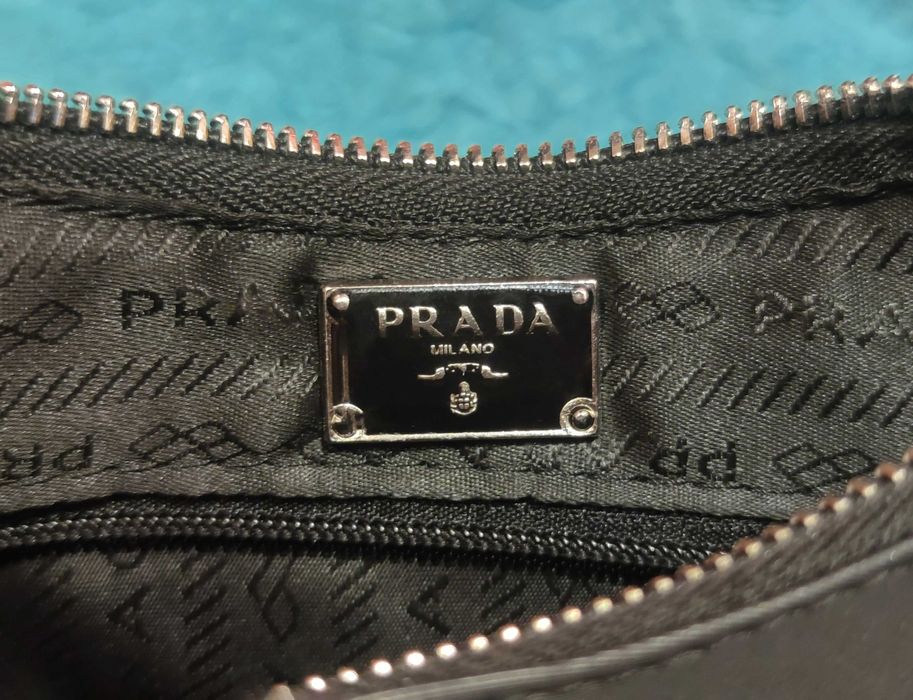 Geanta/Poseta Prada Re-Edition Black