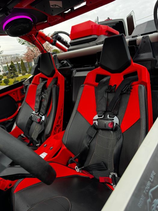 Can-Am Maverick XRC – atestat RAR, opțiuni de peste 13.000 €!