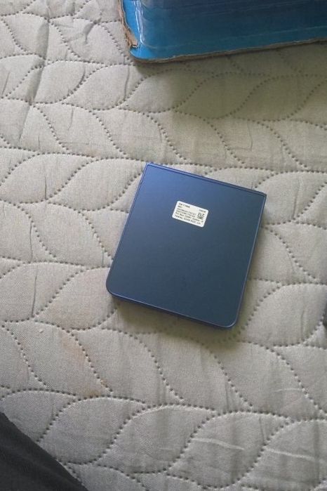Samsung Galaxy Z Flip 7 256gb Shadow blue син