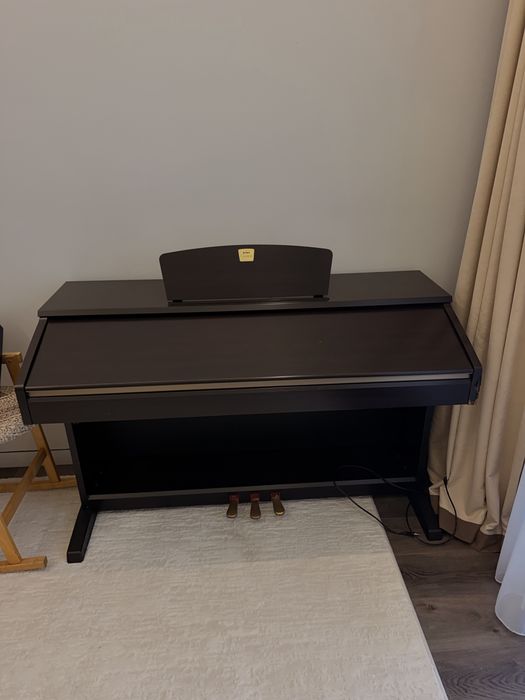 Пианино Yamaha Clavinova CVP-401