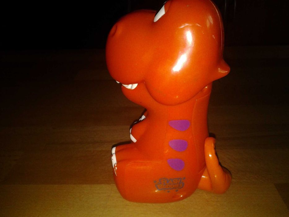 **Dino Lanterna cu Sunete 16 cm jucarie copii