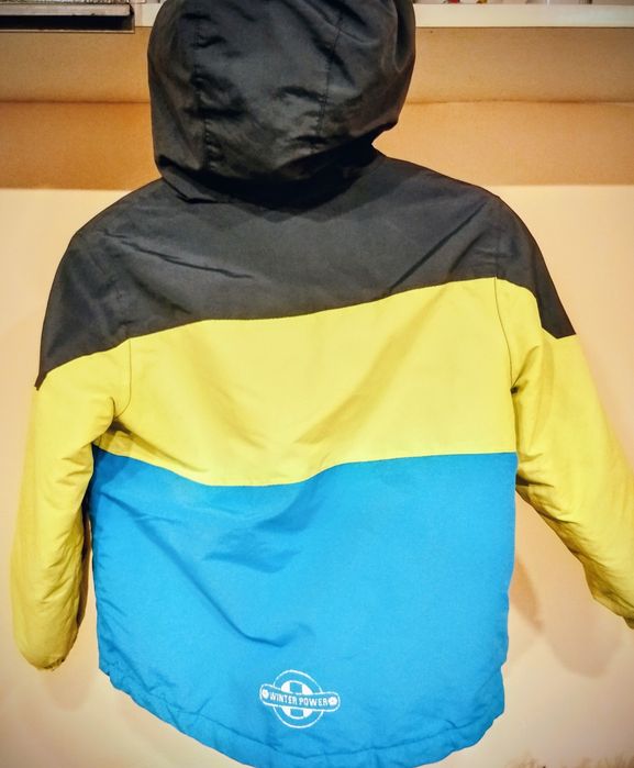 Зимни якета за 4-6 годишни