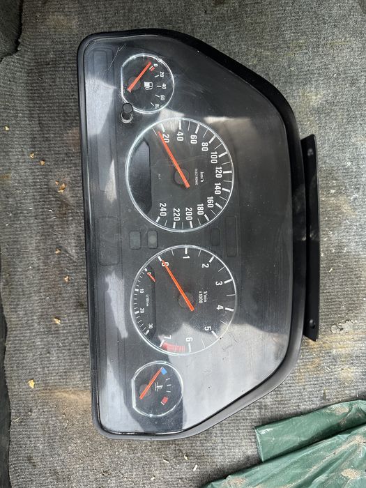 Амортизаторы в сборе с занижением бмв Е34