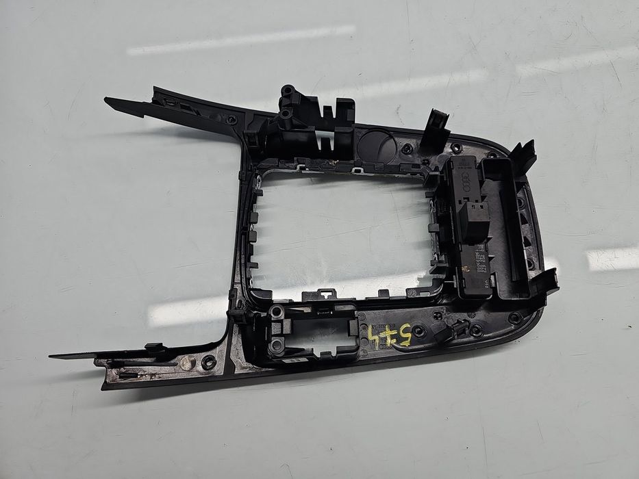 Consola centrala AUDI A5 (8T3) [Fabr 2007-2015] 8K0864261