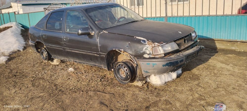 Транспорт автомобил