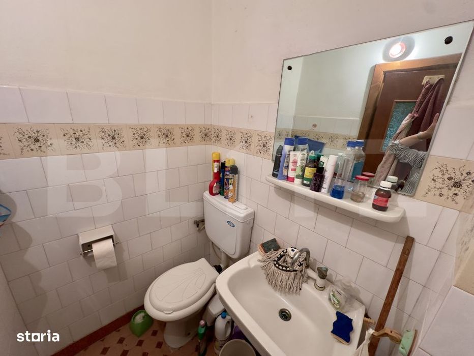 Apartament 3 camere decomandat, 76 mp, 2 bai, balcon, etaj 2 – Cugir