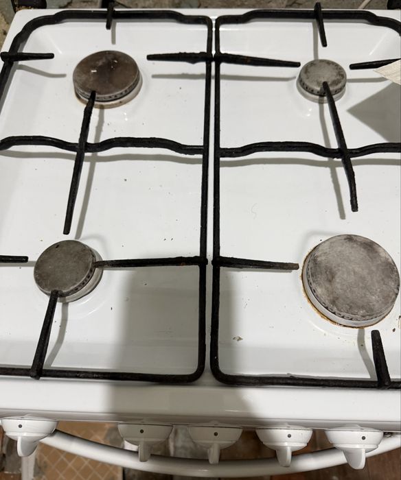 Продам плиту газовую  Дарина