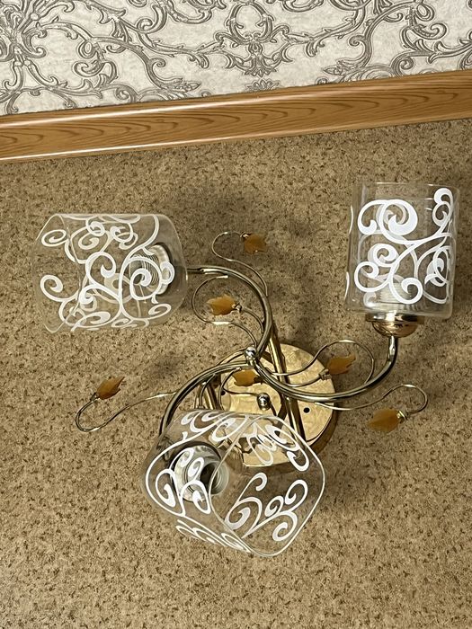 Продам люстру, 3х рожковую