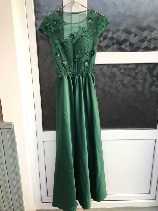 Rochie eleganta lunga (banchet, majorat, nunta, botez)