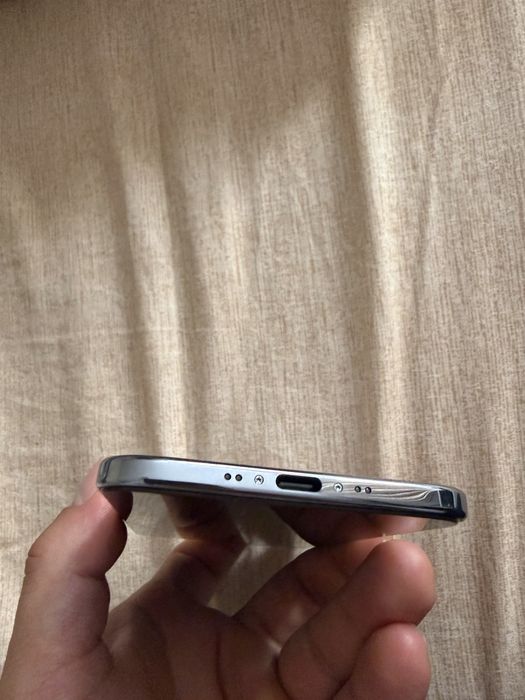 iphone AİR има остатъчна гаранция
