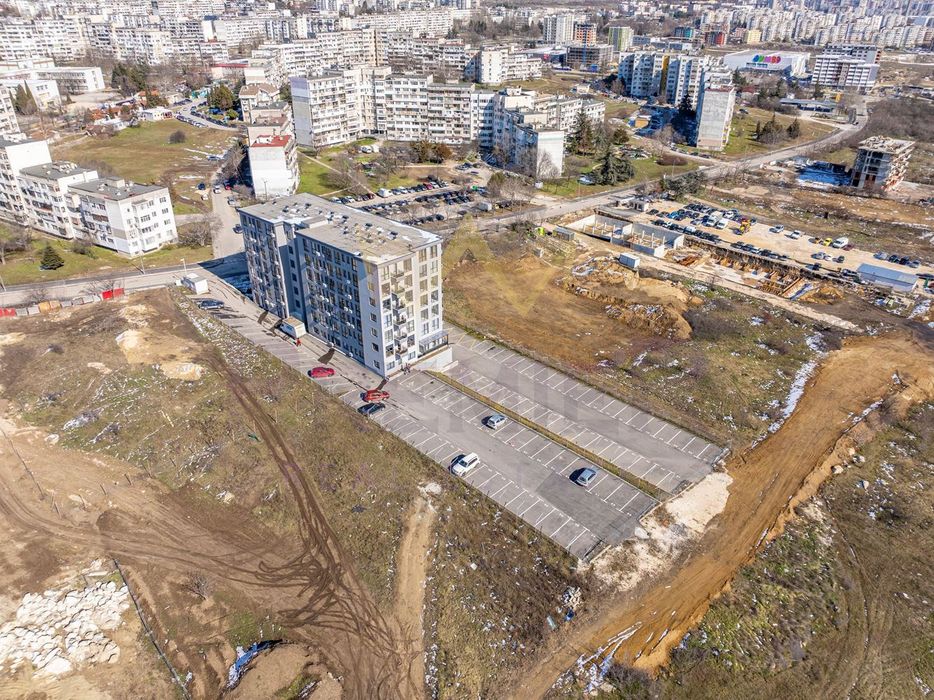Две Паркоместа в Варна-Владислав Варненчик
