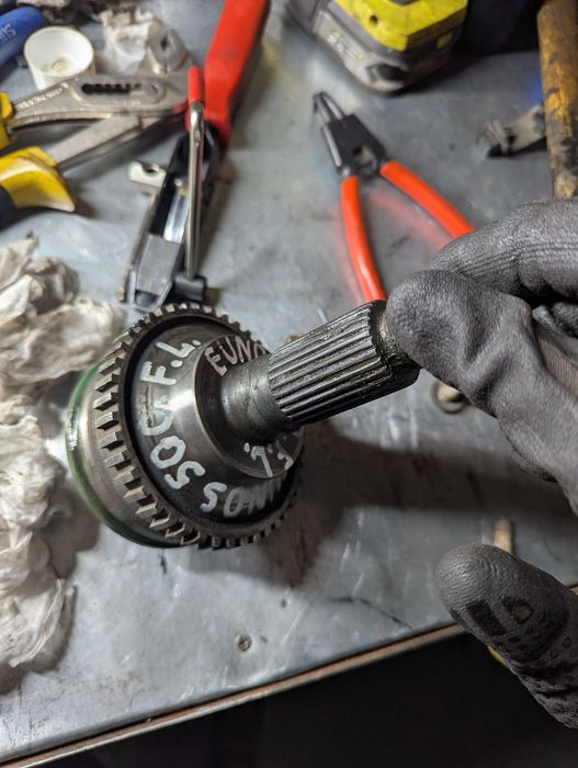 Шрус граната Мазда кседос, 626 оригинал