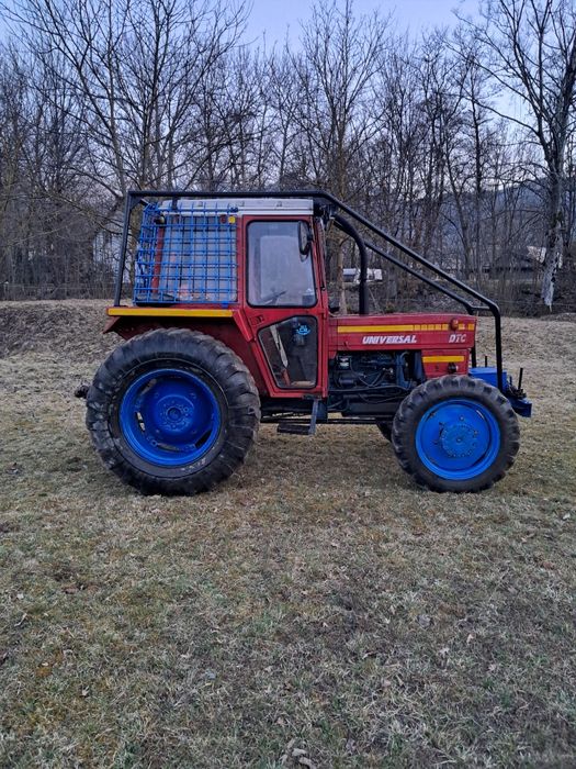 Tractor universal 640