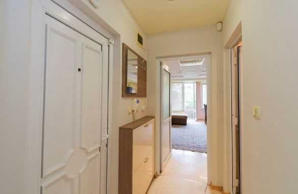 Дава се под наем Тристаен апартамент в Бургас, Възраждане - 74 кв.м за 70 € - Снимка #6