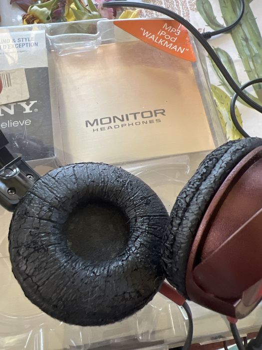 Наушники Sony ZX300