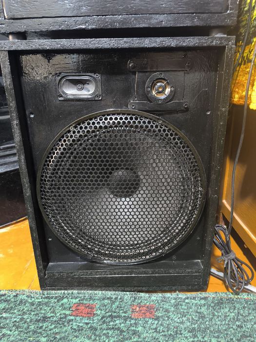 Продается музыкальное оборудование