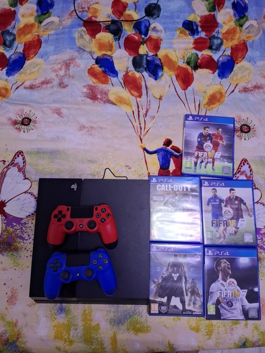 Vând PlayStation 4 500gb