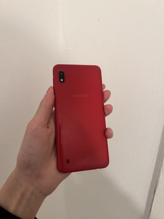 Продам Самсунг А10 32gb